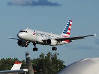 American Airlines - N703UW- 1998 Airbus A319-112 - Albany County (ALB), NY - 08/24/17
