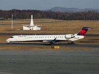 Delta Connection (SkyWest Airlines) - N898SK - 2007 Bombardier CL-600-2D24 (CRJ-900LR) - Albany County (ALB), NY - 02/22/17