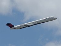 Delta Air Lines - N900DE - 1996 McDonnell Douglas MD-90-30 - Broward County (FFL), FL - 04/25/17