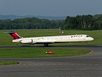 Delta Air Lines - N915DL - 1988 McDonnell Douglas MD-88 - Albany County (ALB), NY - 08/21/17