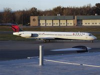 Delta Air Lines - N923DL - 1998 McDonnell Douglas MD-88 - Albany County (ALB), NY - 10/28/16