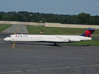 Delta Air Lines - N927DA - 1988 McDonnell Douglas MD-88 - Albany County (ALB), NY - 08/04/16