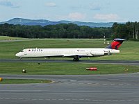 Delta Air Lines - N934DL - 1989 McDonnell Douglas MD-88 - Albany County (ALB), NY - 08/02/16