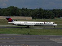 Delta Air Lines - N961DL - 1990 McDonnell Douglas MD-88 - Albany County (ALB), NY - 07/23/16