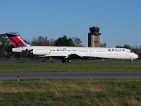 Delta Air Lines - N983DL - 1991 McDonnell Douglas MD-88 - Albany County (ALB), NY - 10/17/17
