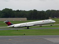 Delta Air Lines - N984DL - 1991 McDonnell Douglas MD-88 - Albany County (ALB), NY - 08/07/17